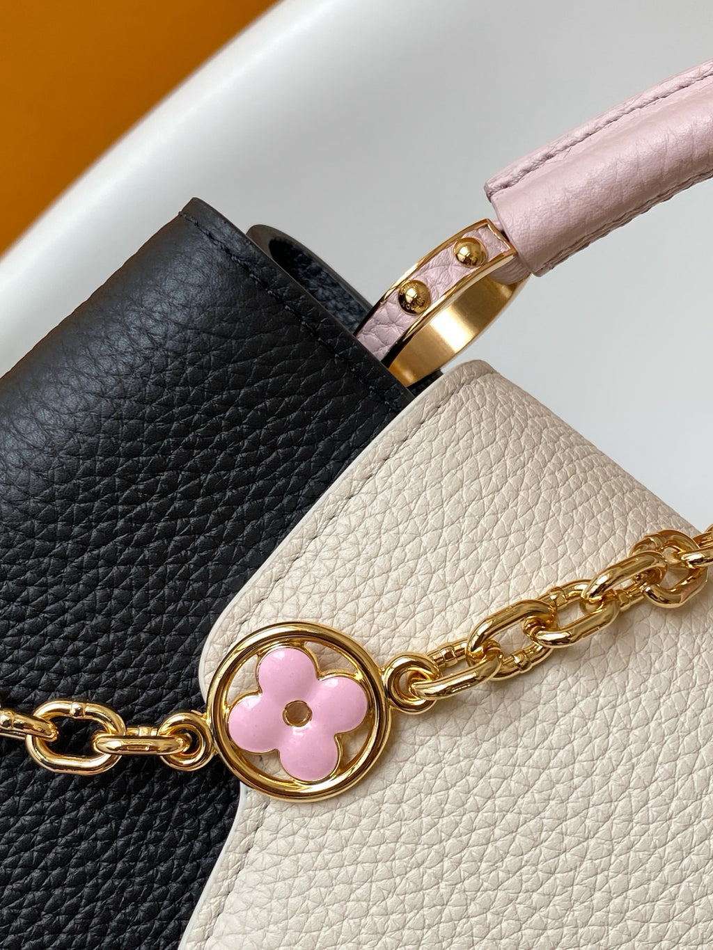 (M23950Capucines Mini Handbag