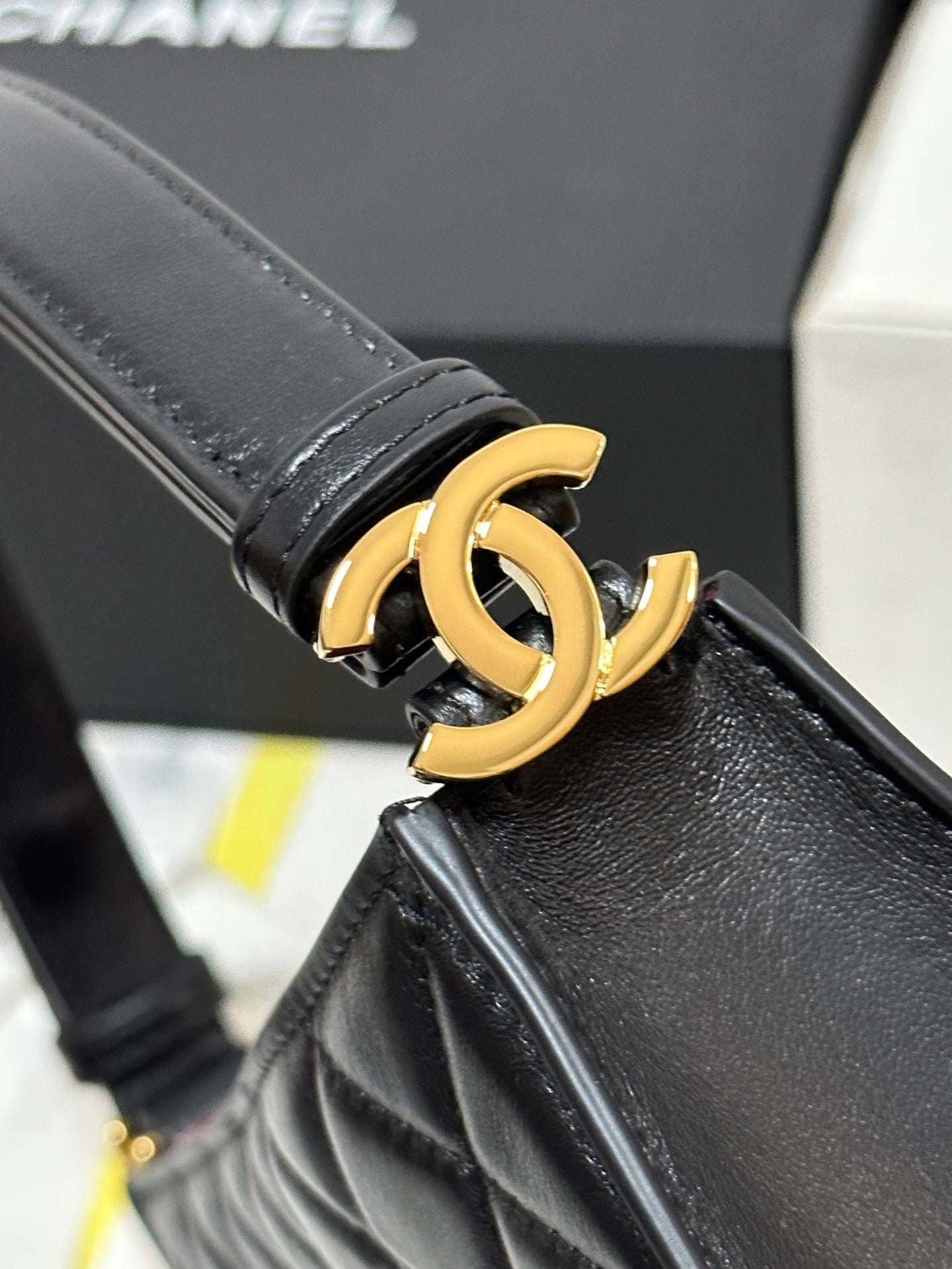 (AS6045)Chanel 26X Underarm Bag