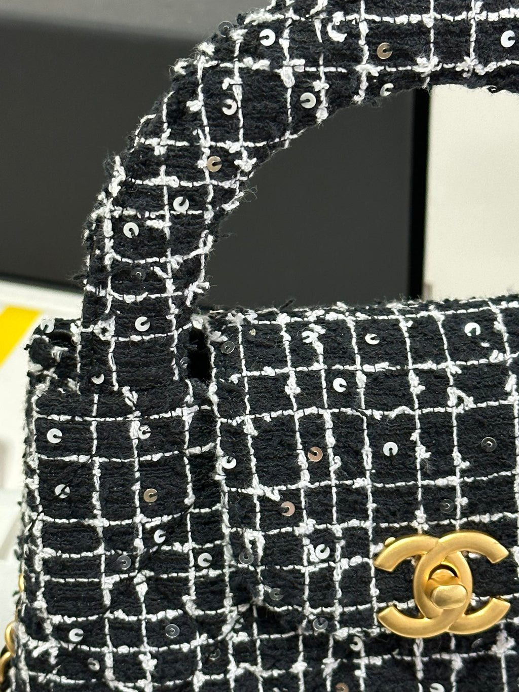 （AS4416)CHANEL 24 AKelly bag