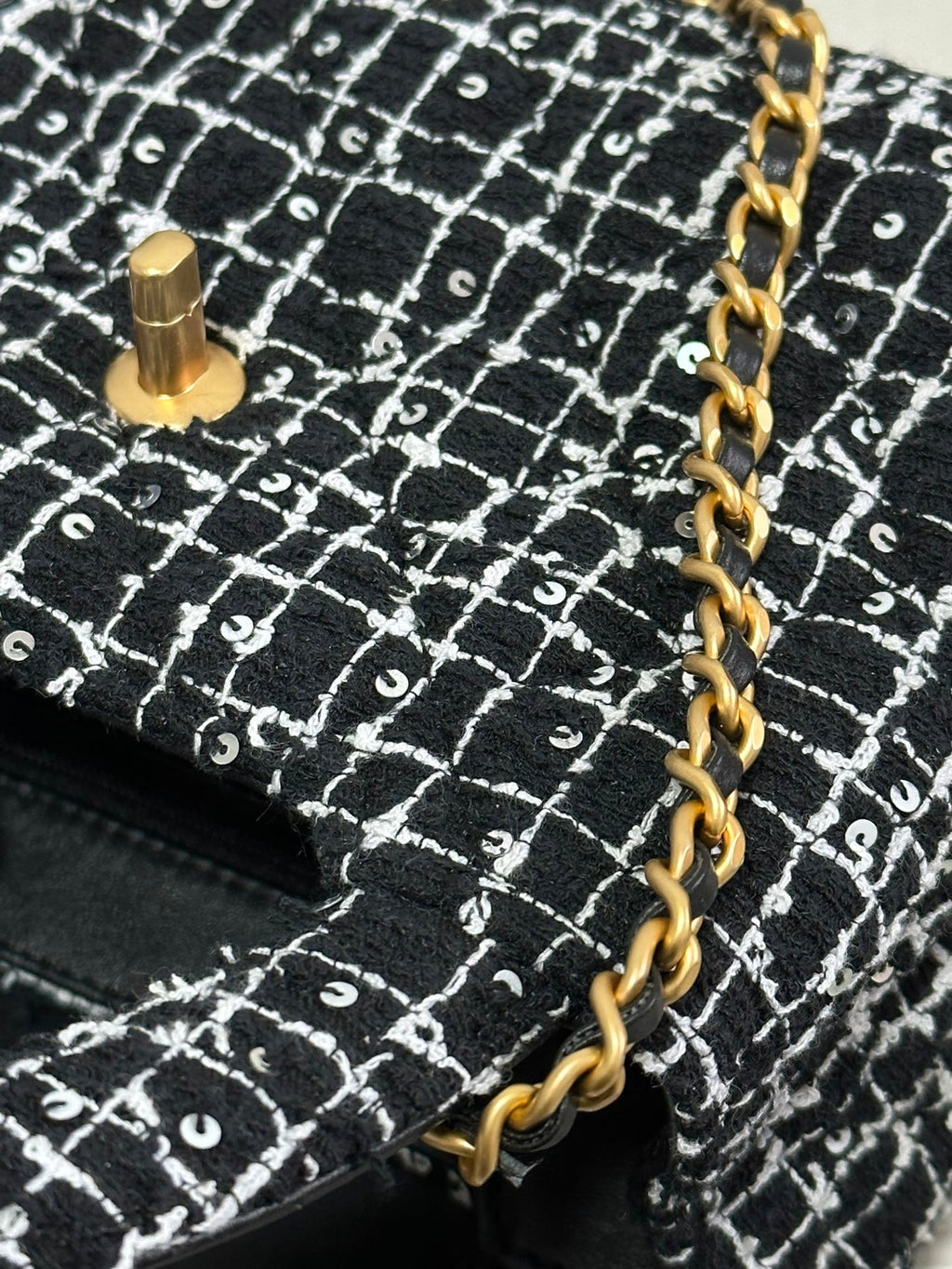 （AS4416)CHANEL 24 AKelly bag