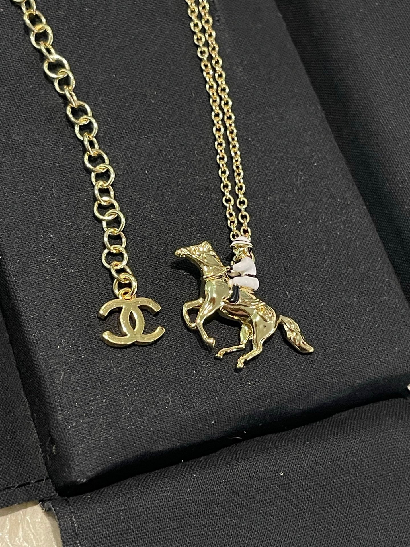 Pendant Necklace