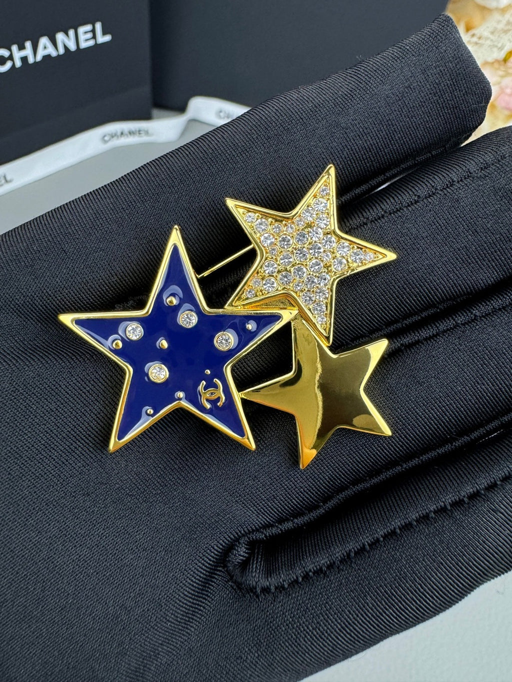 Star brooch.