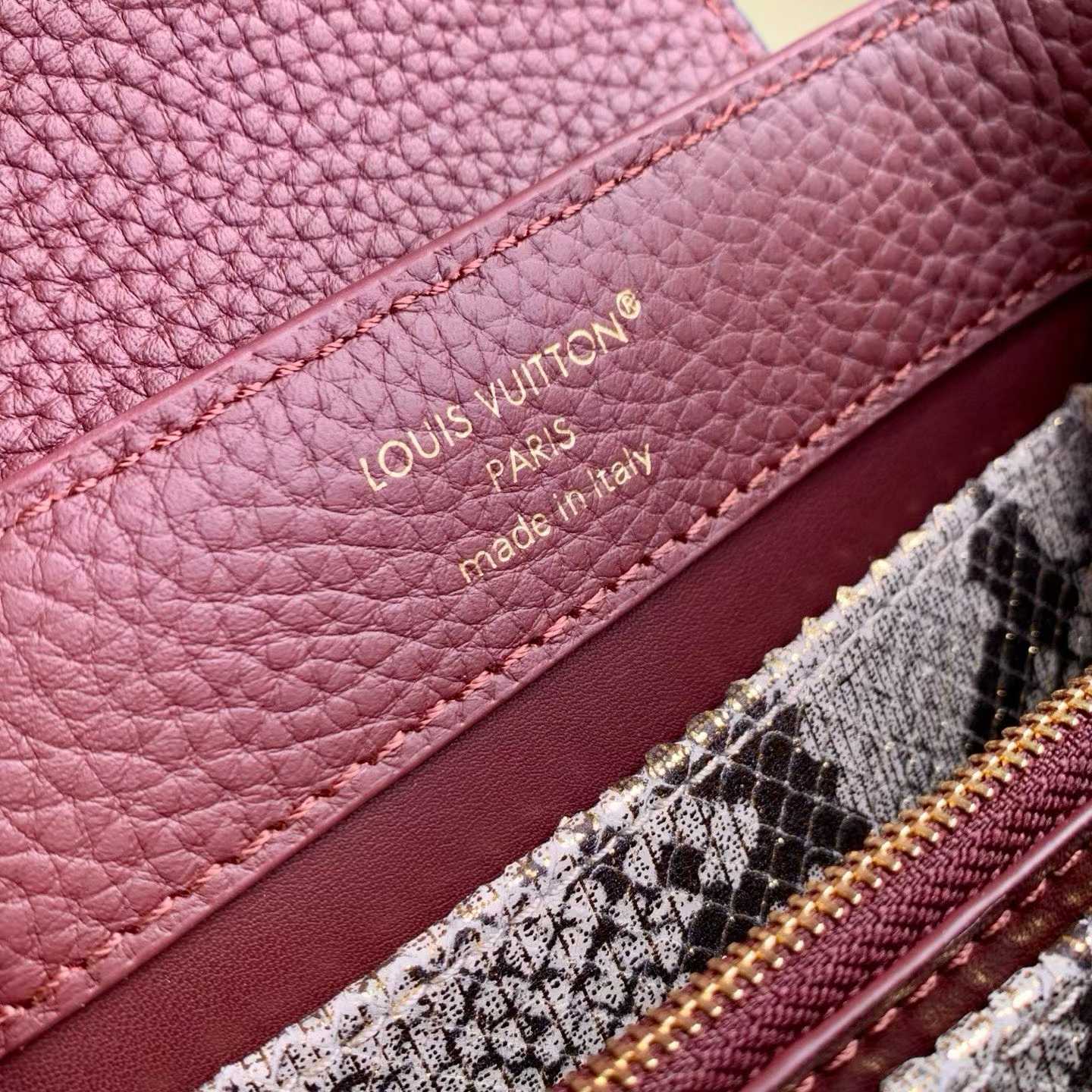 （N89367）LV Capucines Mini Handbag