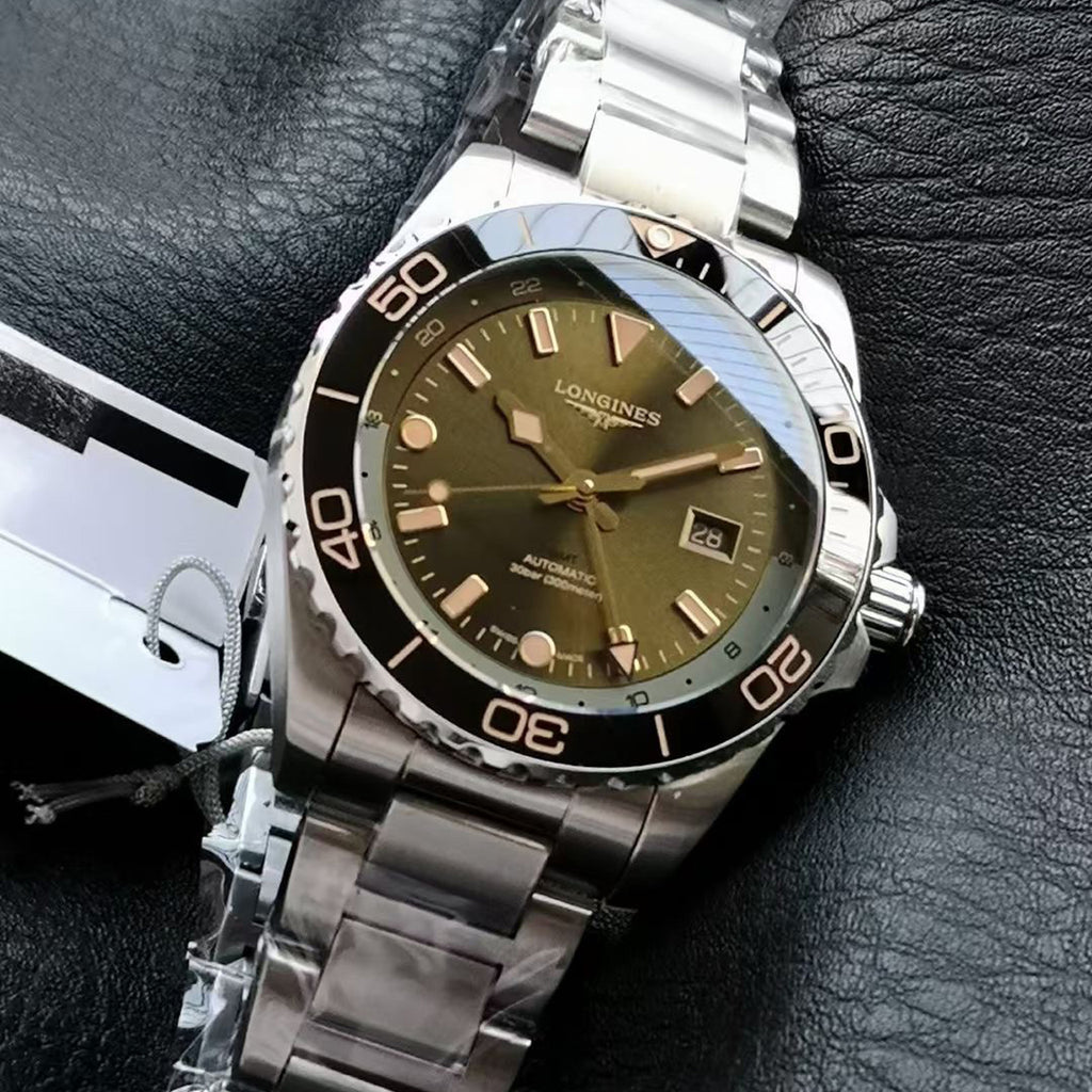 Conquest Sport GMT watch