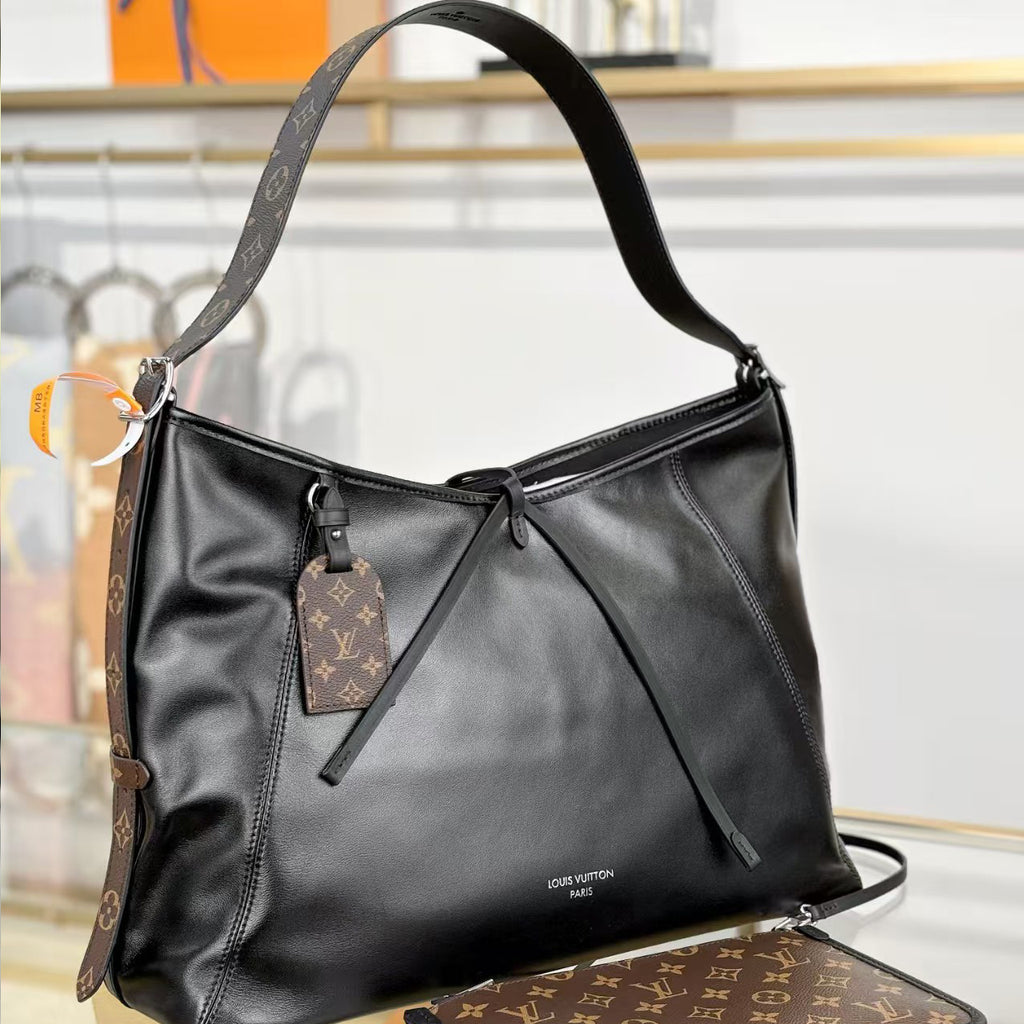 （M25143）CARRYALL DARK Medium handbag.