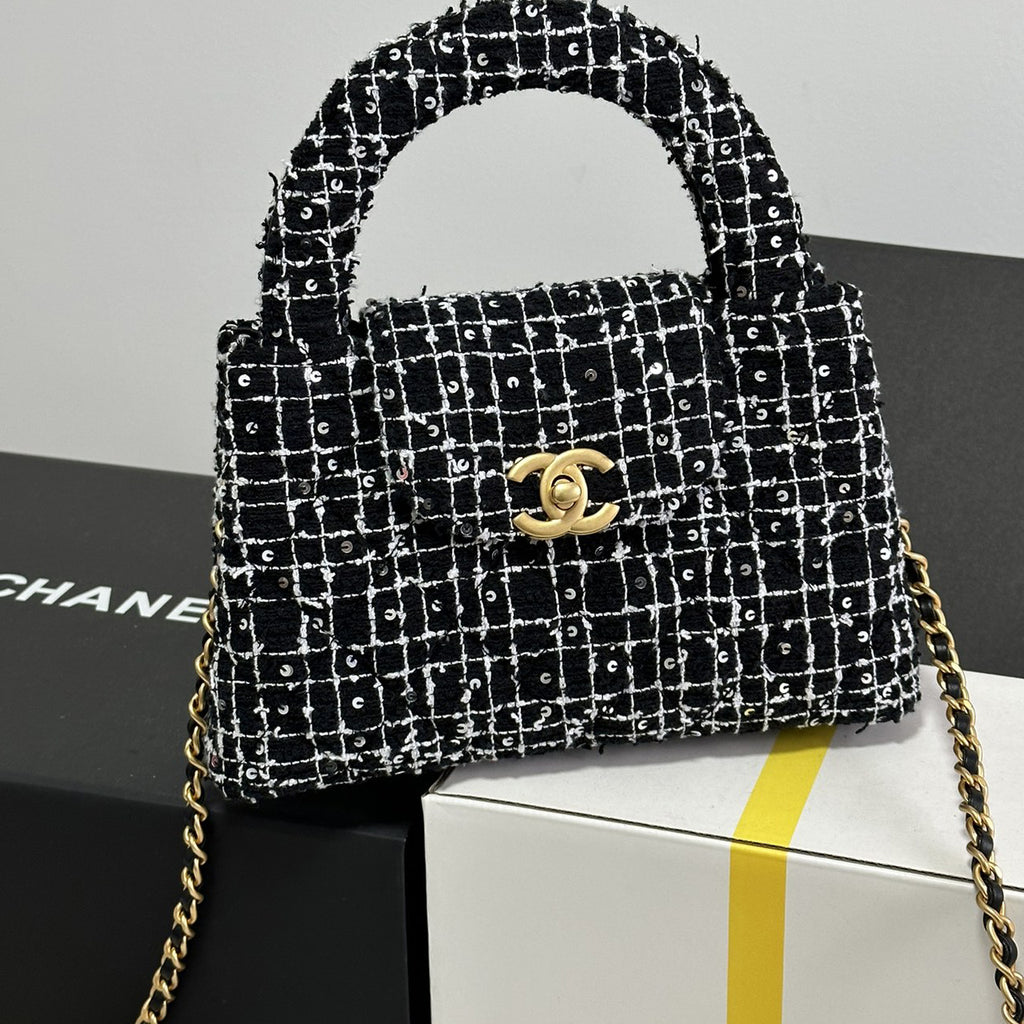 （AS4416)CHANEL 24 AKelly bag